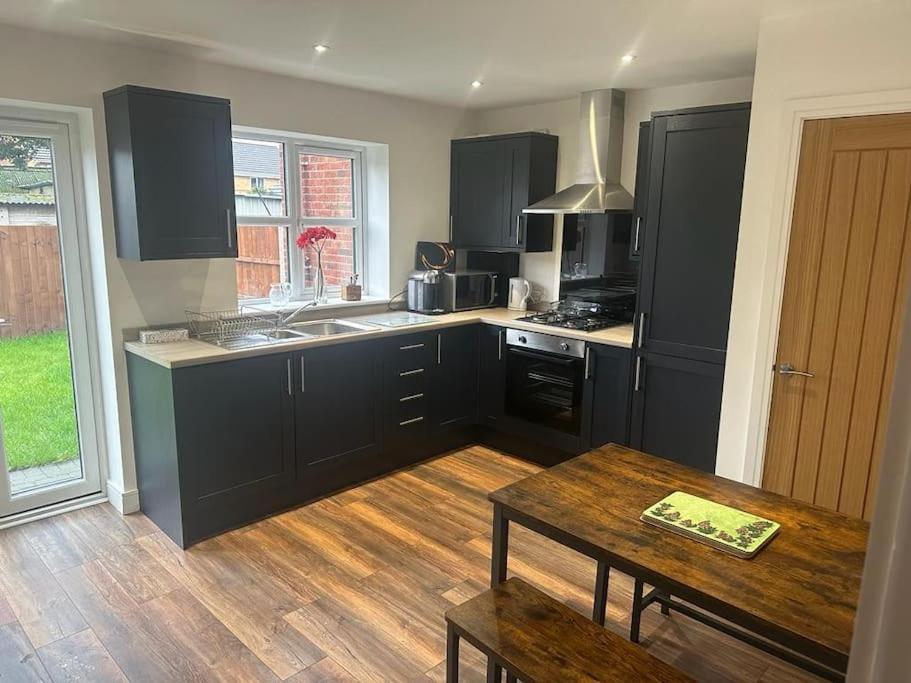 Villa Immaculate House In Doncaster Cantley  Esterno foto